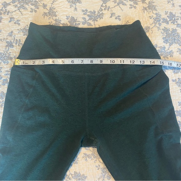 Beyond Yoga Space Dye Out of Pocket High Waisted Midi Green Legging Size Large - Picture 7 of 9